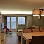 Lovely N° 9 Op Ieder Moment Prachtig Zeezicht & Zwembad Appartamento Middelkerke